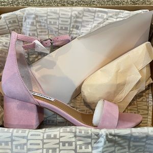 Lilac block heel sandal